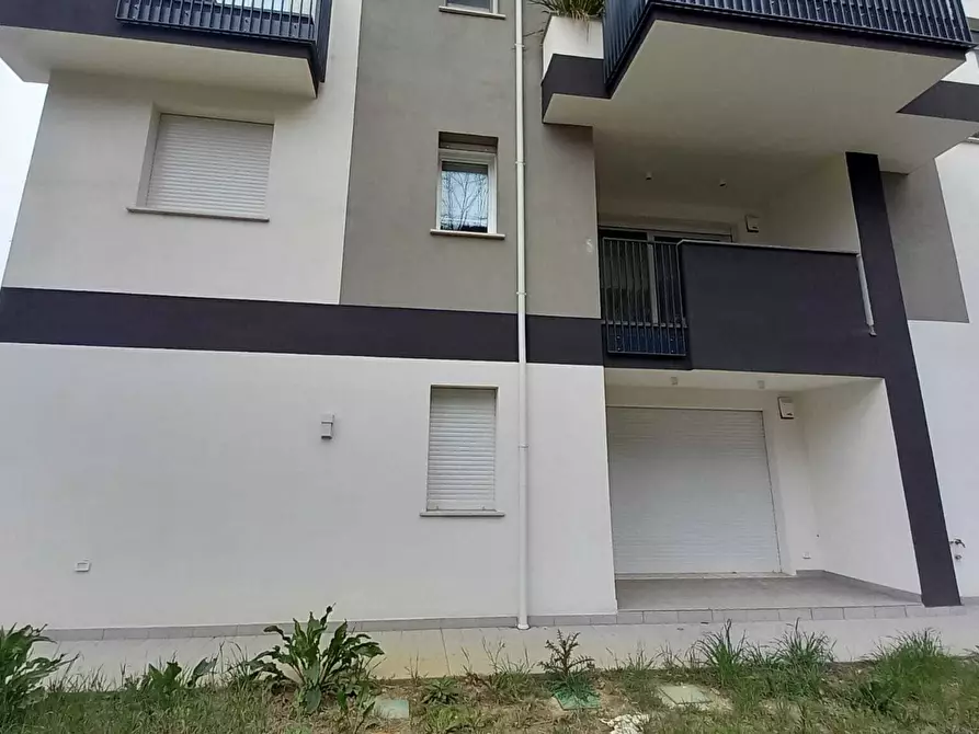 Immagine 6 di Quadrilocale in vendita  in Via della Fiera 85 a Rimini