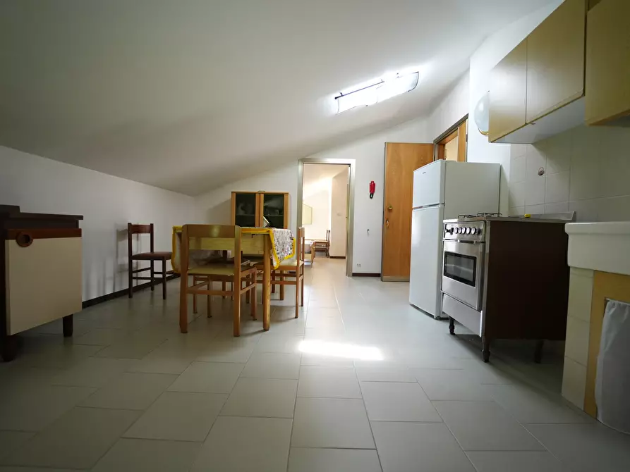 Immagine 7 di Bilocale in vendita  in Via C. Pisacane 23A a Cattolica