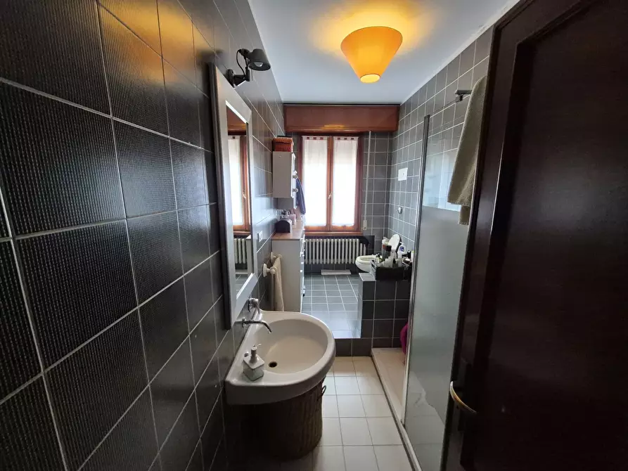 Immagine 16 di Quadrilocale in vendita  in via ugo braschi 36 a Santarcangelo Di Romagna