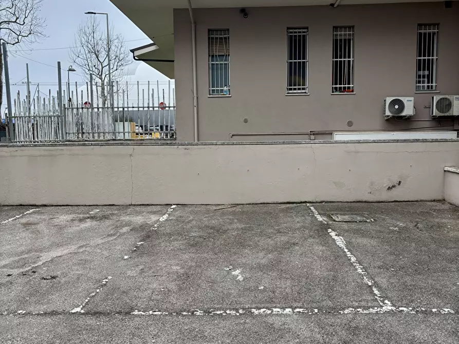 Immagine 25 di Quadrilocale in vendita  in Viale D'Annunzio 183/a a Riccione