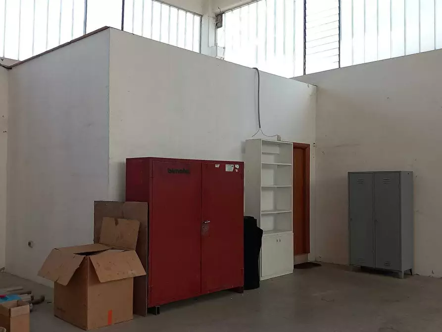 Immagine 5 di Laboratorio in affitto  in Via del Tesoro 533 a Verucchio