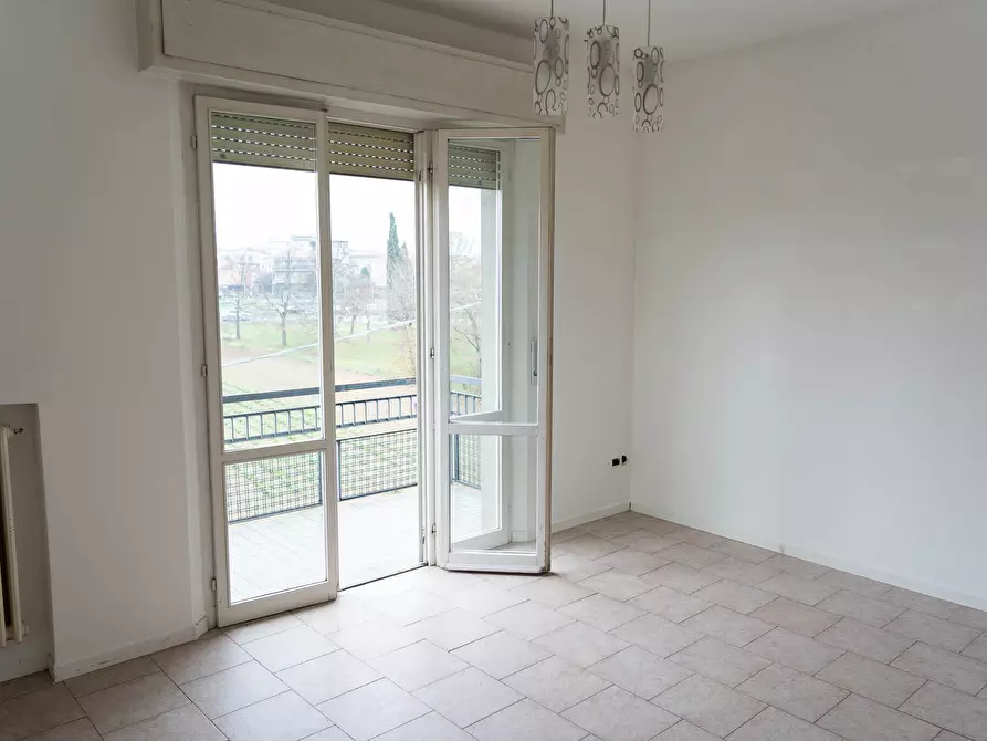 Immagine 2 di Quadrilocale in vendita  in via santerno a Rimini