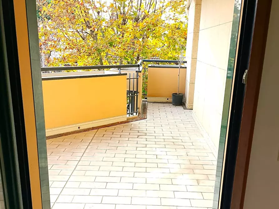 Immagine 9 di Appartamento in vendita  in viale Zandonai 19 a Riccione