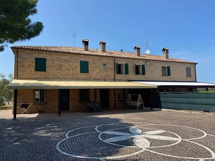 Immagine 1 di Rustico / casale in vendita  in Via Sant'Andrea in Villis a Fano