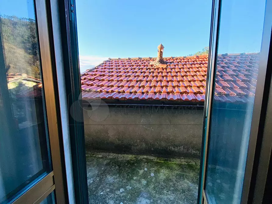 Immagine 5 di Rustico / casale in vendita  in Via Sperone 1616 a Follo