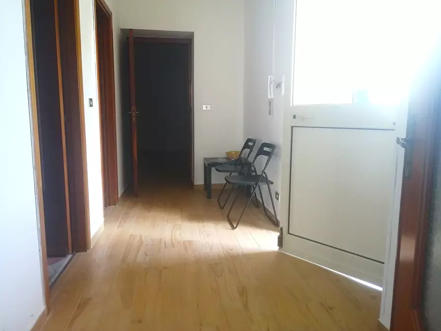 Immagine 1 di Trilocale in affitto  in Via Masullo 30 a Quarto