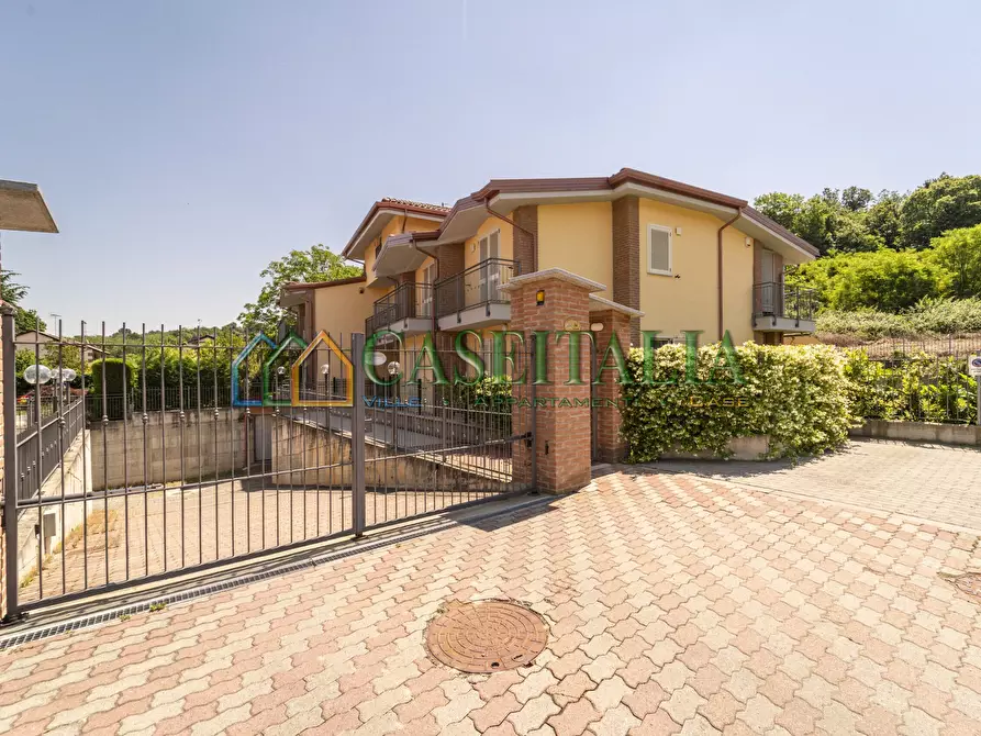 Immagine 1 di Quadrilocale in vendita  in Via Collodi 34 a Rosta