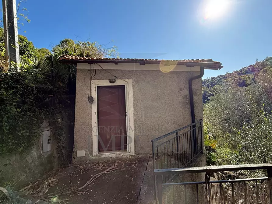 Immagine 3 di Casa indipendente in vendita  in Via Silvio Pellico a Bordighera