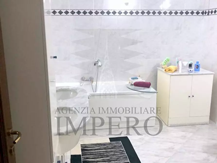 Immagine 29 di Casa bifamiliare in vendita  in Via Gallardi 122 a Ventimiglia