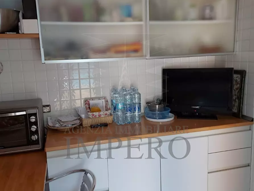 Immagine 11 di Pentalocale in vendita  in Corso Vittorio Emanuele 236 a Camporosso