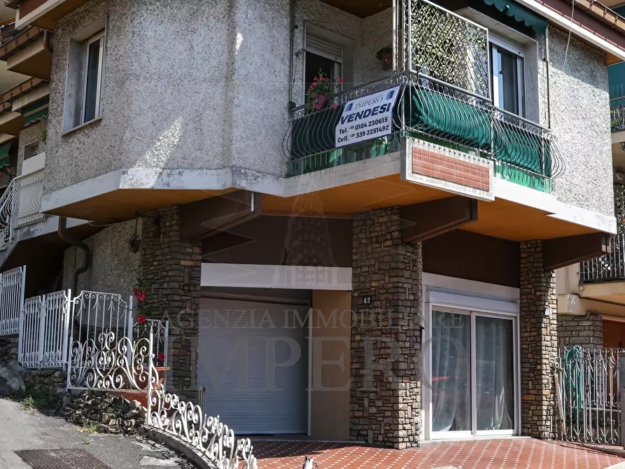 Immagine 40 di Casa indipendente in vendita  in Via Poggio Ponente 41 a Vallecrosia