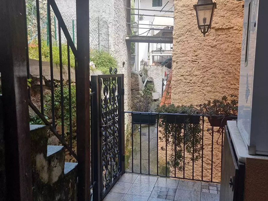 Immagine 13 di Trilocale in vendita  in Via Cavour 12 a Olivetta San Michele