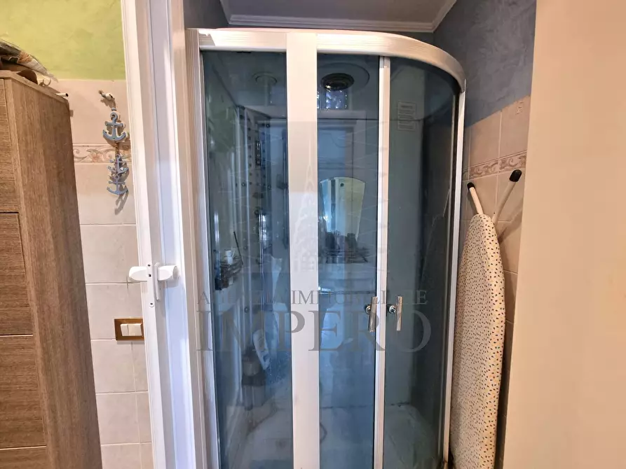 Immagine 15 di Bilocale in vendita  in Via Gallardi 175 a Ventimiglia