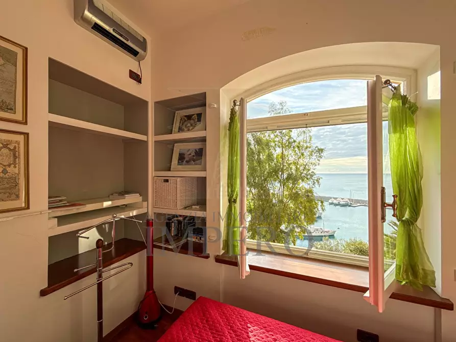 Immagine 2 di Bilocale in vendita  in Via giuseppe verdi 10 a Ventimiglia