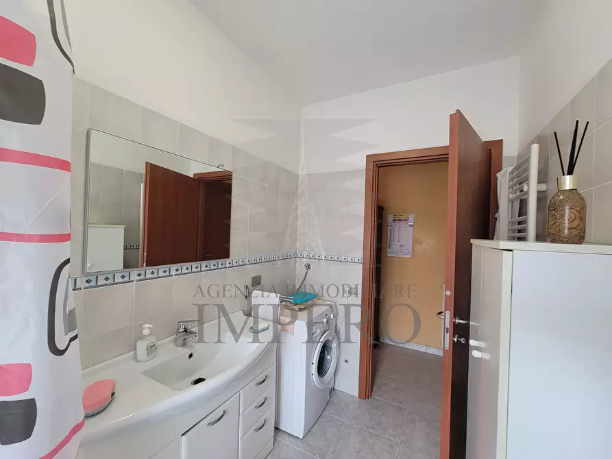 Immagine 18 di Trilocale in vendita  in Corso della Repubblica 136 a Camporosso