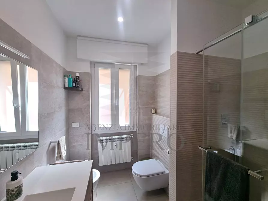 Immagine 10 di Quadrilocale in vendita  in Via Roma 60 a Ventimiglia