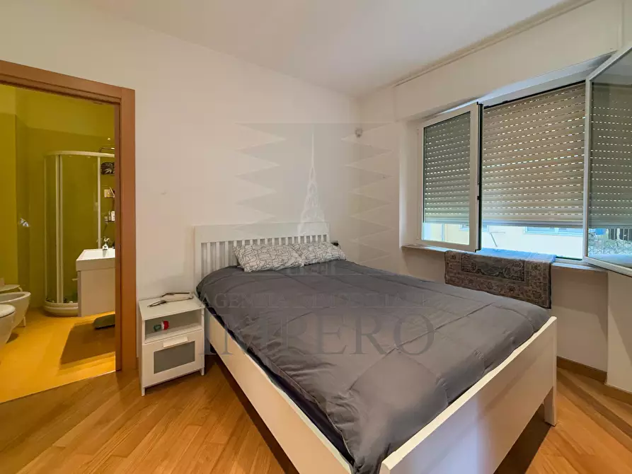 Immagine 15 di Quadrilocale in vendita  in Via Enzo Verrando 10 a Bordighera