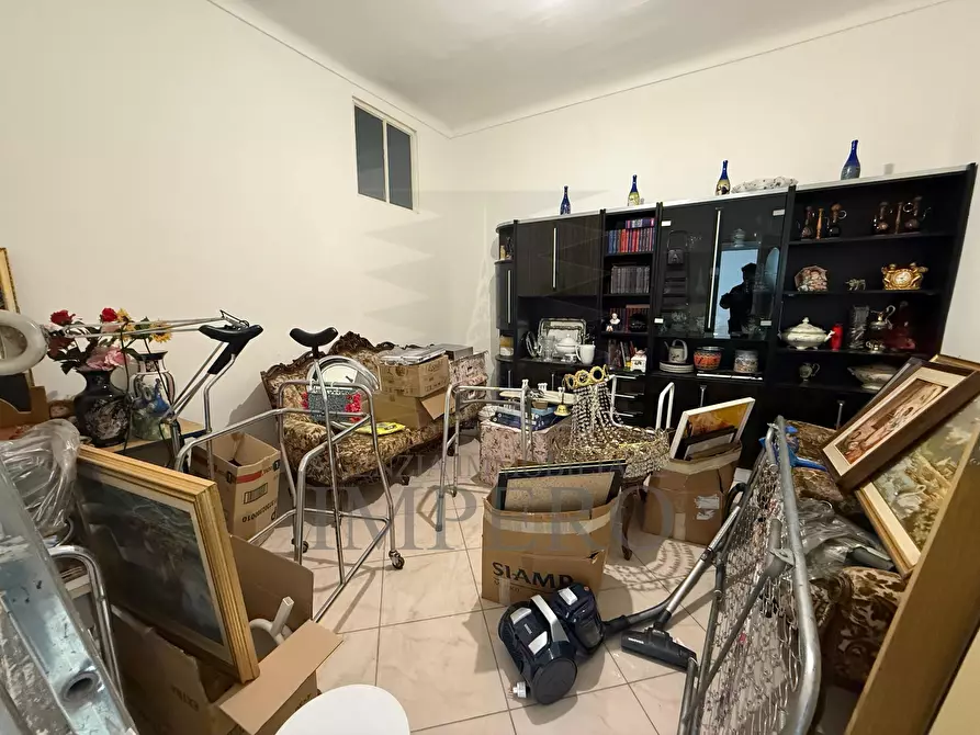 Immagine 14 di Pentalocale in vendita  in Corso Genova 1/A a Ventimiglia