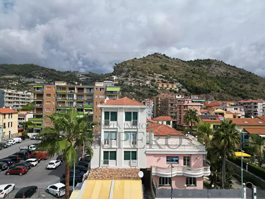 Immagine 21 di Trilocale in vendita  in Passeggiata Cavallotti 59 a Ventimiglia