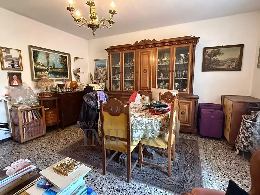 Immagine 11 di Trilocale in vendita  in Via Gianchette 1 a Ventimiglia