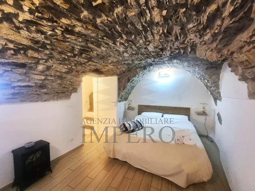 Immagine 10 di Bilocale in vendita  in Via Martiri della Liberta a Apricale