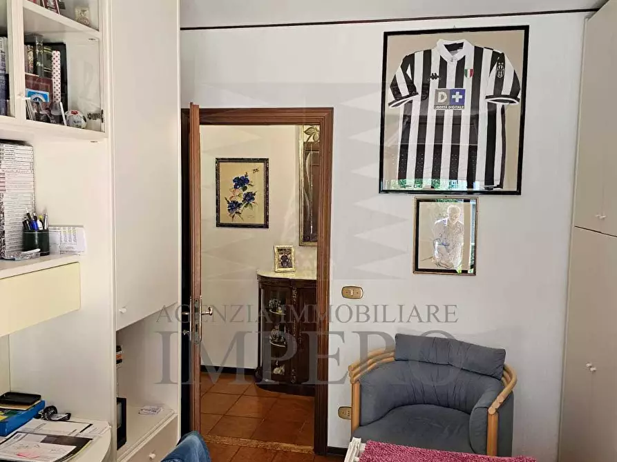 Immagine 15 di Quadrilocale in vendita  in Via San Secondo 50 a Ventimiglia