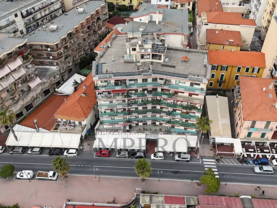 Immagine 1 di Bilocale in vendita  in Passeggiata G. Oberdan 37 a Ventimiglia