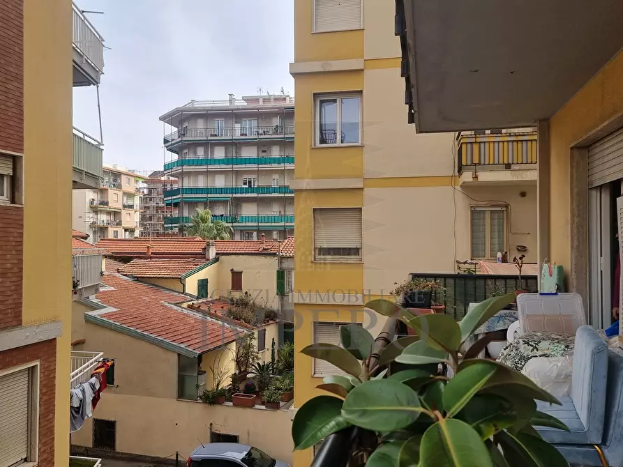 Immagine 9 di Trilocale in vendita  in Passeggiata Cavallotti 3 a Ventimiglia