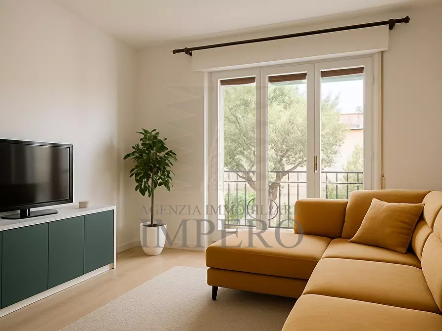 Immagine 1 di Bilocale in vendita  in Via Arene 1 a Bordighera