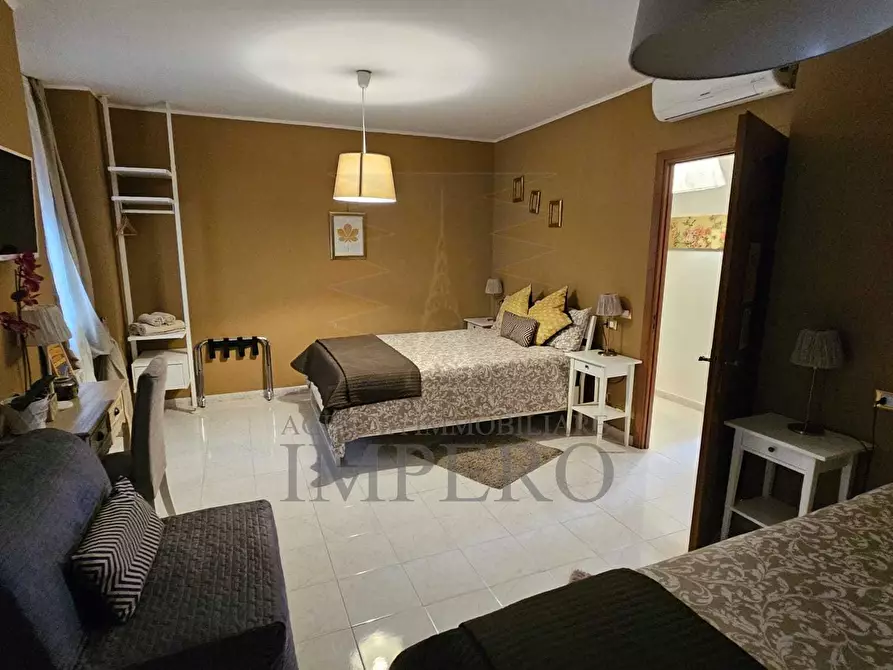 Immagine 5 di Quadrilocale in vendita  in Corso Genova a Ventimiglia