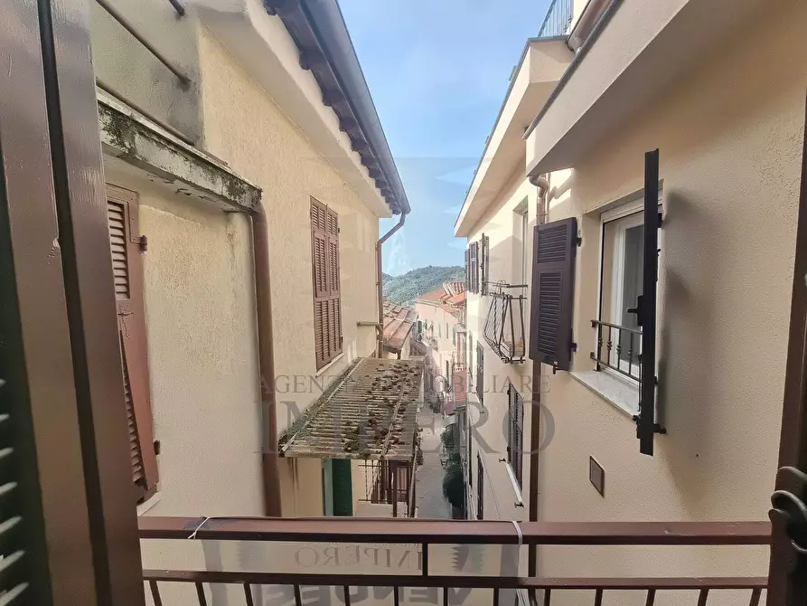 Immagine 1 di Palazzo in vendita  in Via San Michele 22 a Perinaldo