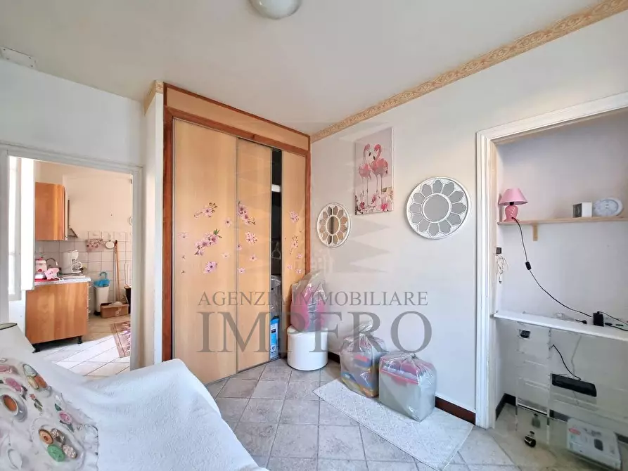 Immagine 3 di Bilocale in vendita  in Piazza Madonna 1 a Camporosso