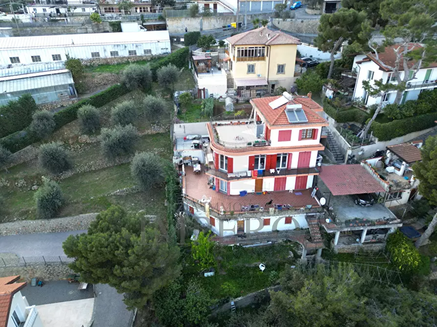 Immagine 1 di Porzione di casa in vendita  in Via Garian 1 a Ventimiglia