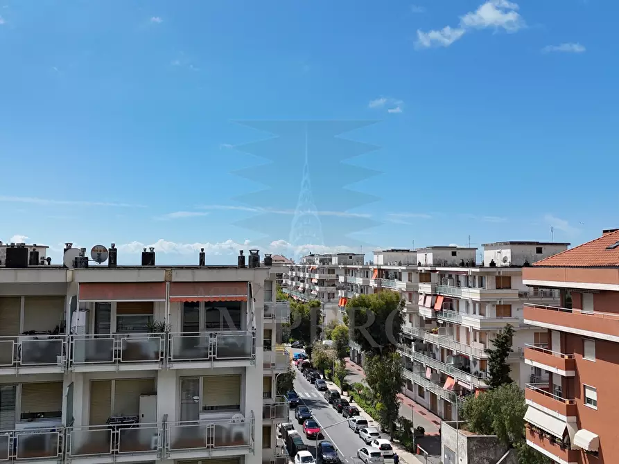 Immagine 32 di Quadrilocale in vendita  in Via Cornelio Tacito 2 a Ventimiglia