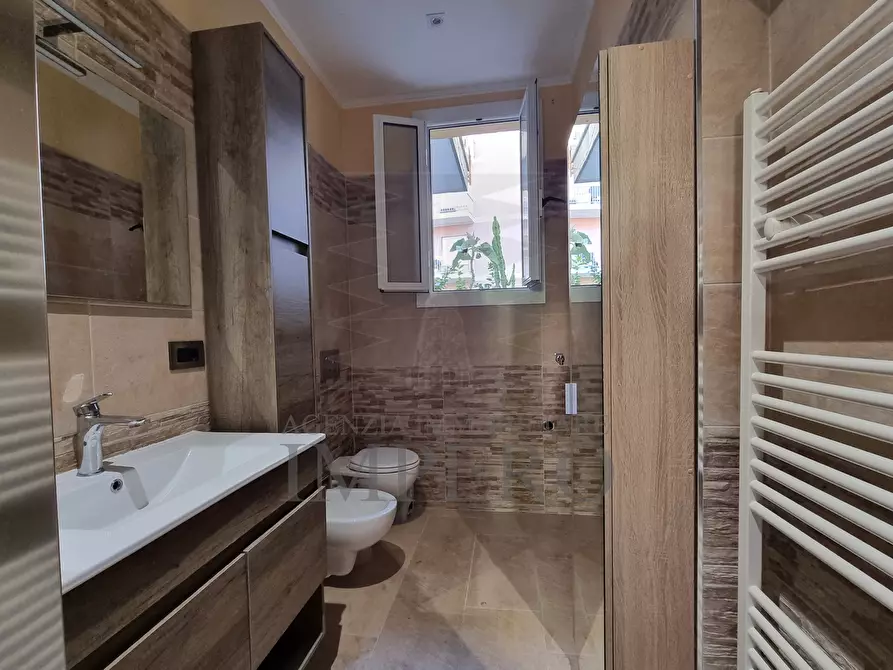 Immagine 21 di Porzione di casa in vendita  in Via Asse 76 a Ventimiglia