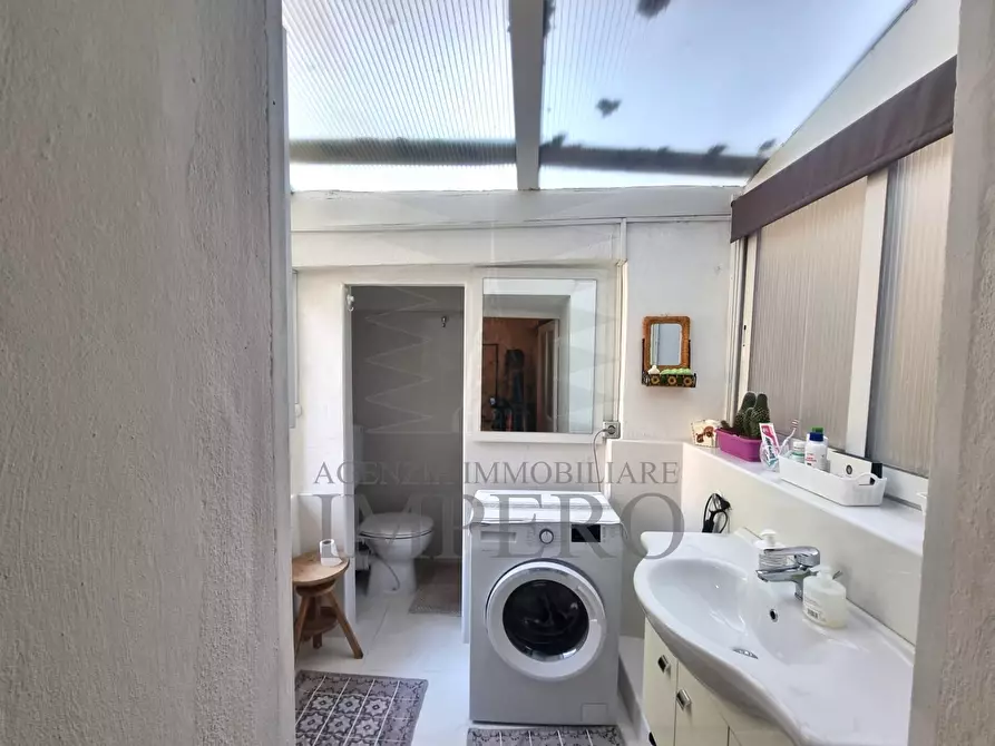 Immagine 10 di Bilocale in vendita  in Vico Saonese 18 a Ventimiglia