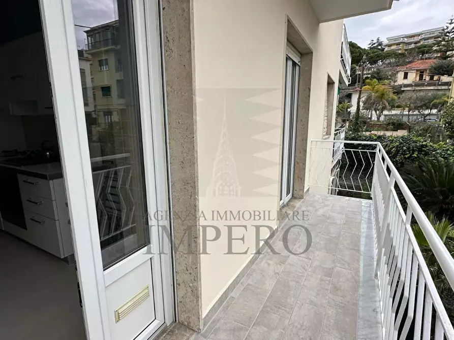 Immagine 15 di Bilocale in vendita  in Via Pietralunga 1 a San Remo