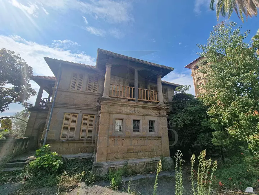 Immagine 45 di Villa in vendita  in Corso Nizza 37 a Ventimiglia