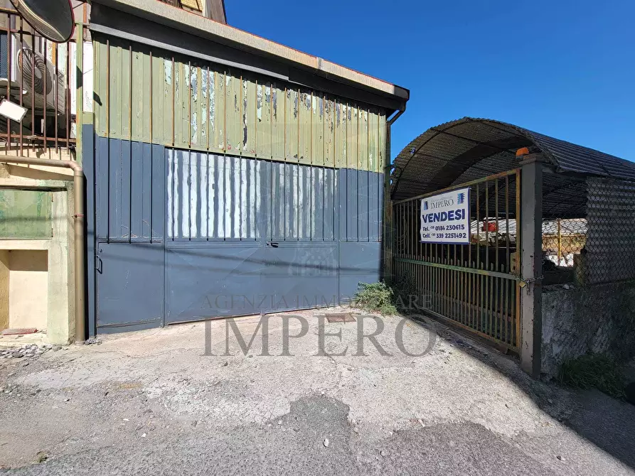 Immagine 10 di Magazzino in vendita  in Strada Statale 1 35 a Camporosso