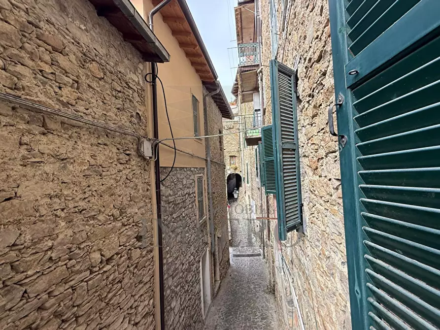 Immagine 2 di Bilocale in vendita  in Via Roma 7 a Apricale