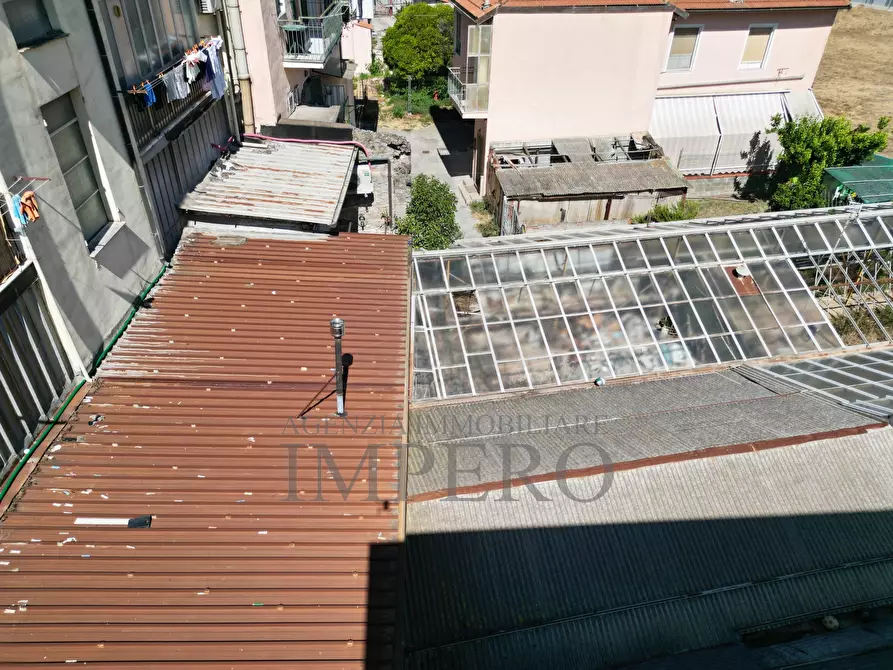 Immagine 4 di Magazzino in vendita  in Strada Statale 1 35 a Camporosso