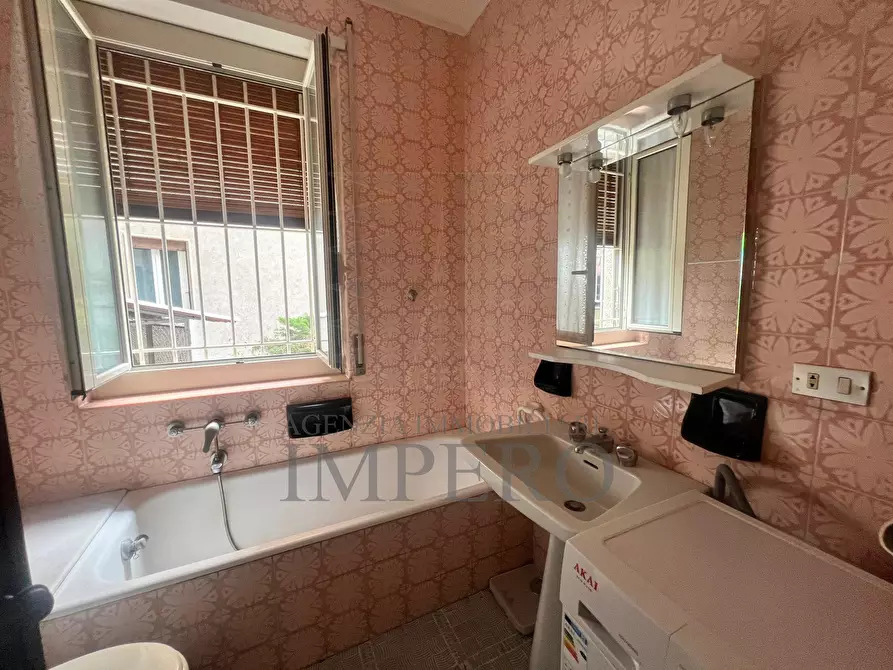 Immagine 8 di Trilocale in vendita  in Corso Europa 46 a Bordighera