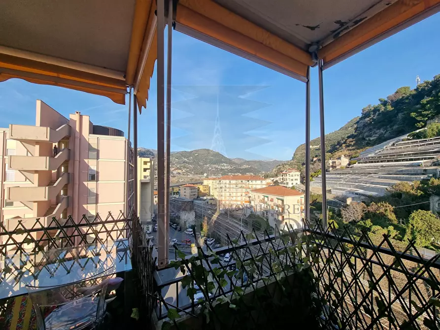 Immagine 24 di Trilocale in vendita  in Via San Secondo 15 a Ventimiglia