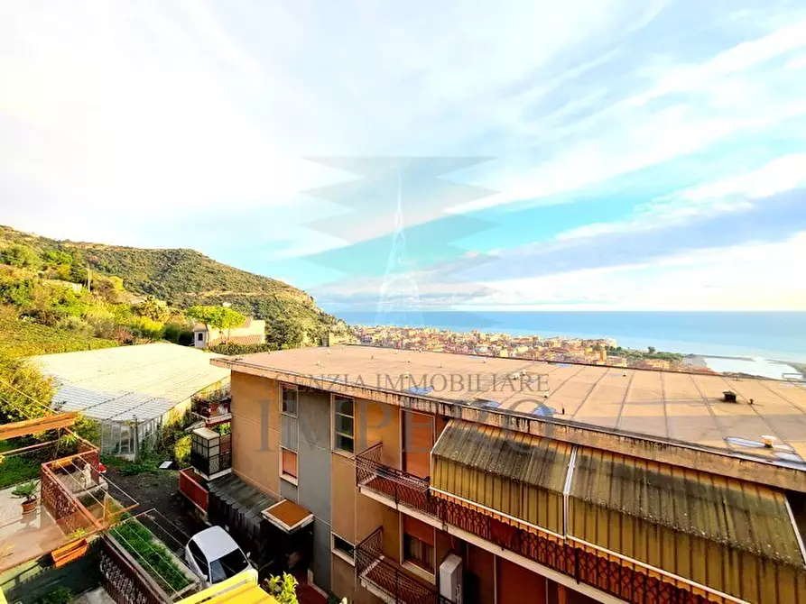 Immagine 7 di Quadrilocale in vendita  in Via Bandette 26 a Ventimiglia