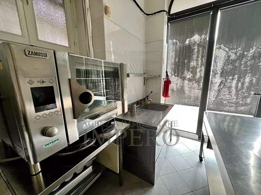 Immagine 11 di Bar / Ristorante in vendita  in Via Romana 22 a Bordighera