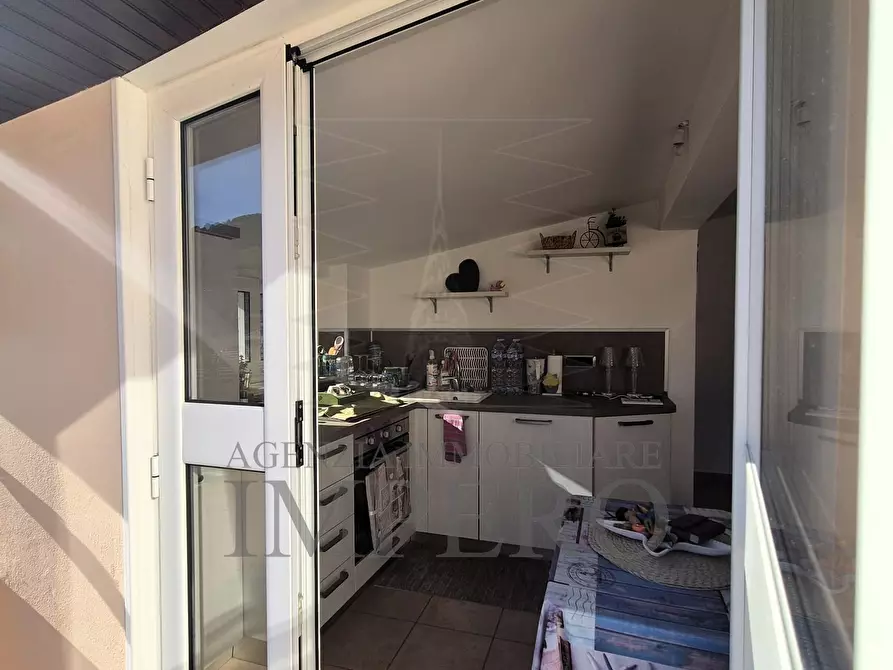 Immagine 10 di Quadrilocale in vendita  in Via della Chiesa 20 a Camporosso