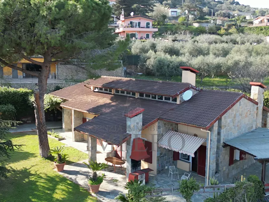 Immagine 62 di Villa in vendita  in Via Tamagna a Ventimiglia