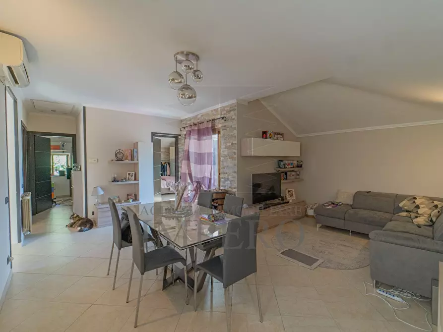 Immagine 3 di Pentalocale in vendita  in Piazza San Bartolomeo 3 a Ventimiglia