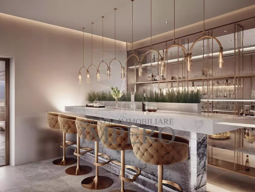 Immagine 18 di Albergo/B&B/Residence in vendita  in via regina margherita 97 a San Remo