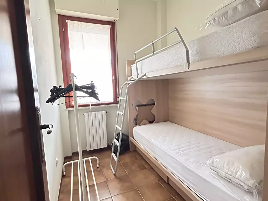 Immagine 16 di Trilocale in affitto  in Viale Maiella 23/A a Francavilla Al Mare